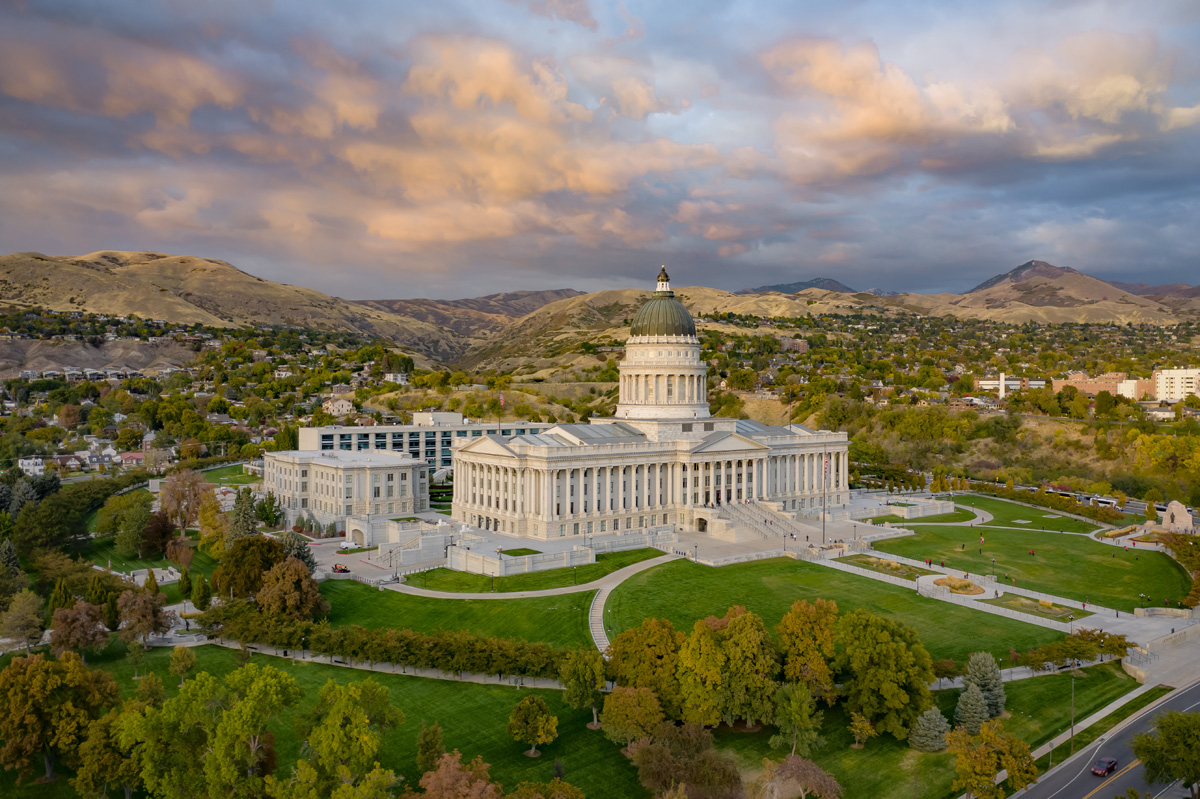 Aerial picture of Capitol from south-west
